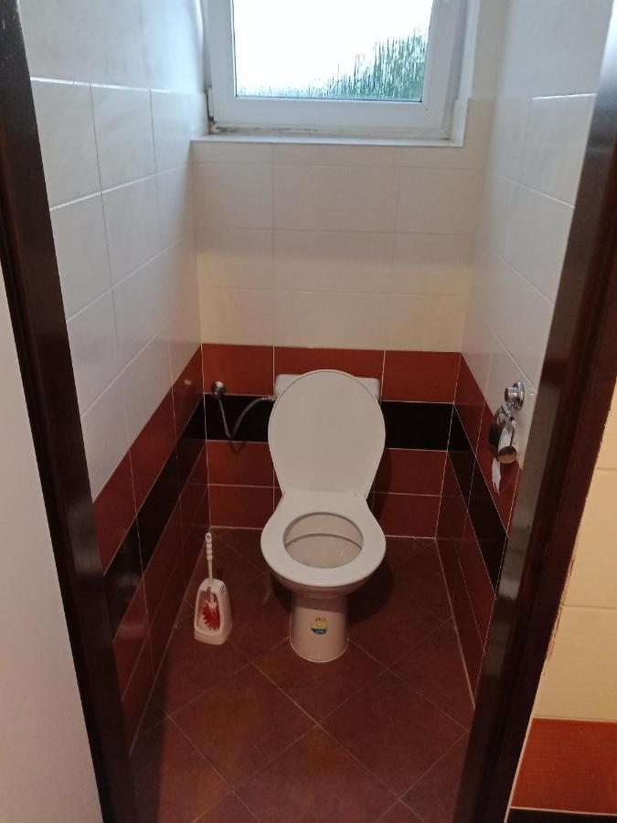 Apartman Obecni Hostinec Provodov (Hradec Kralove) Exterior photo